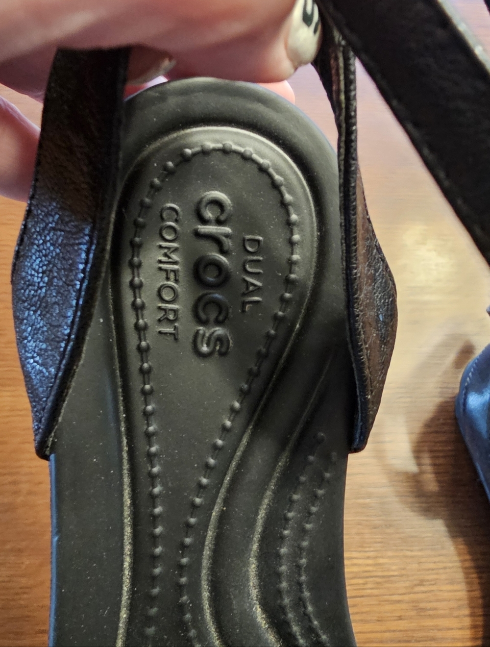 Crocs LeighAnn Black Ankle Strap Wedges Size 8 - Picture 12 of 16
